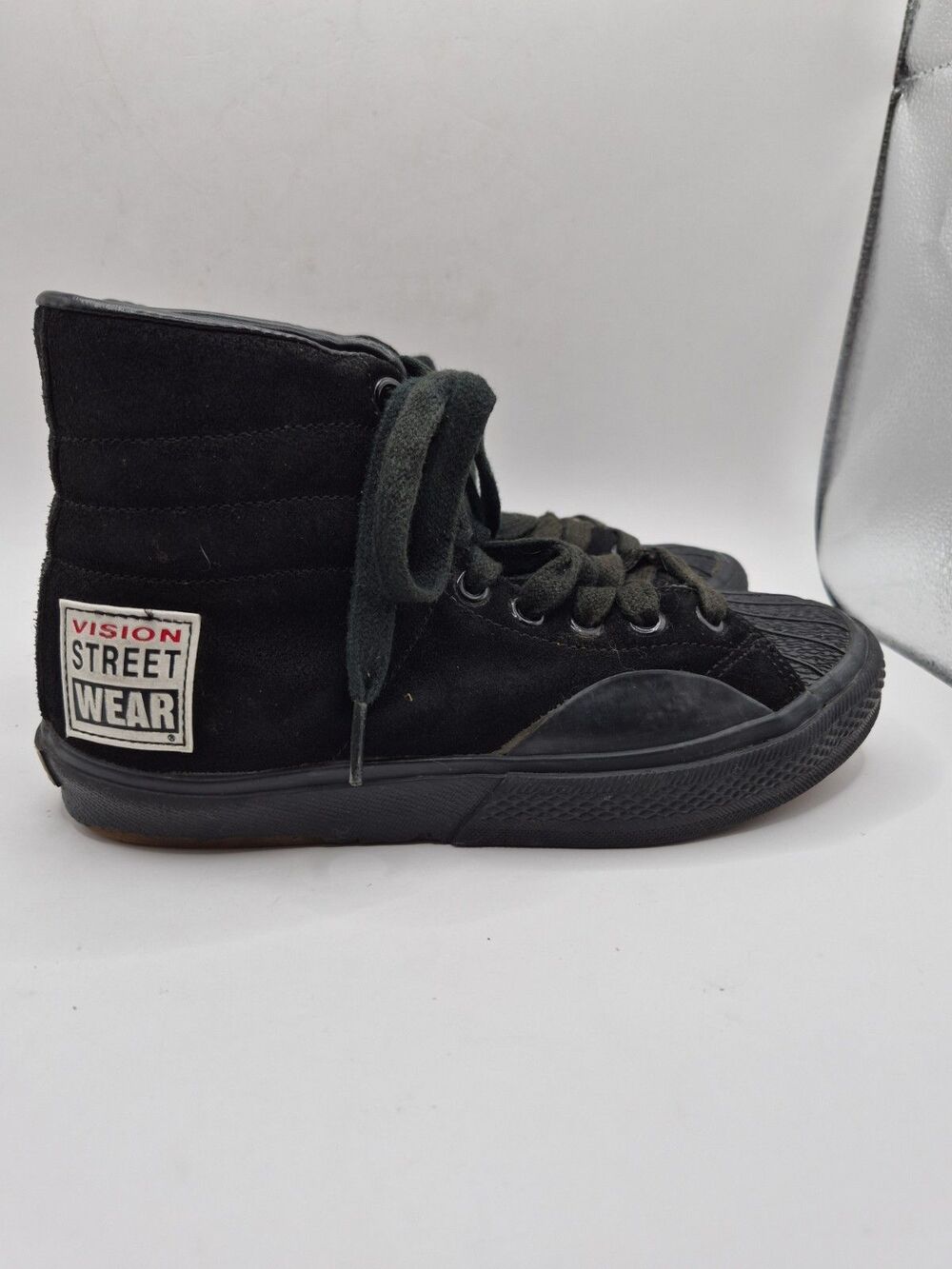 Vision Street Wear shoes size 5.5 Boys hi-tops Suede Reissue Skateboarding